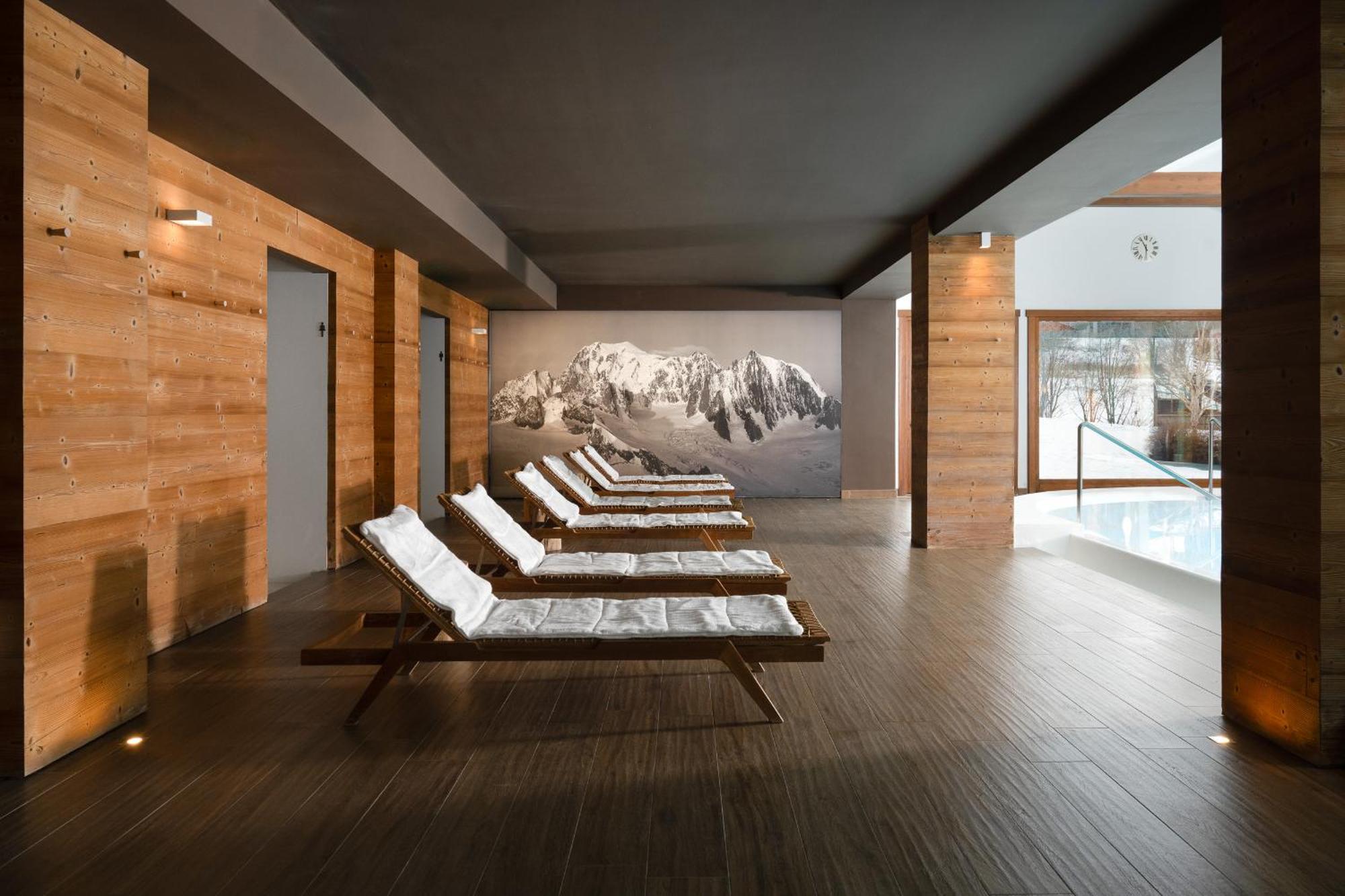 Montana Lodge & Spa, By R Collection Hotels Ла-Тюйль Экстерьер фото