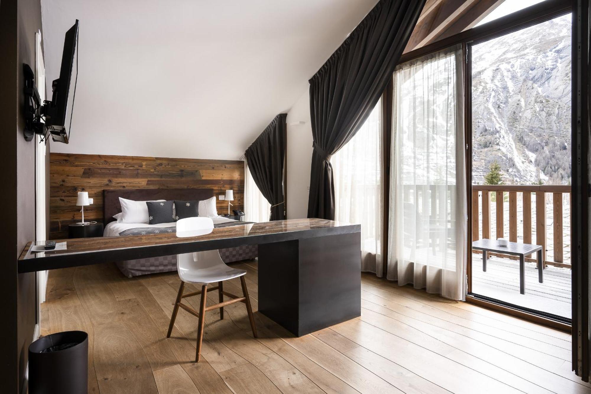 Montana Lodge & Spa, By R Collection Hotels Ла-Тюйль Экстерьер фото